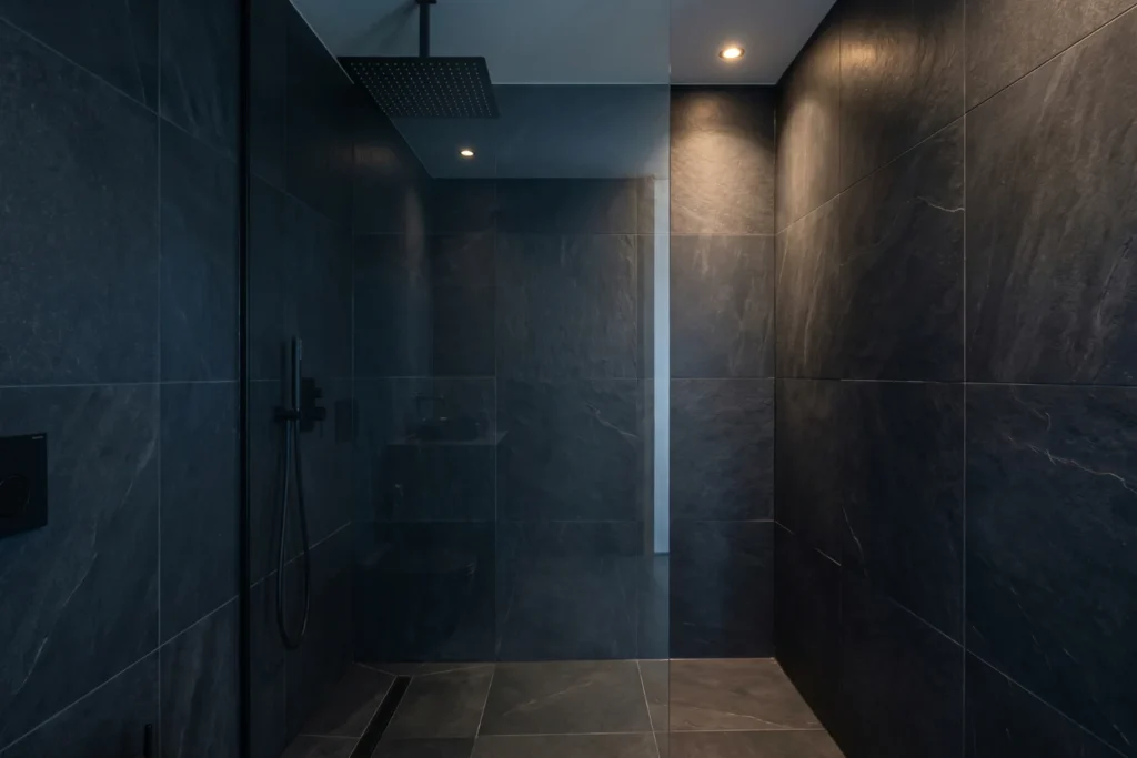minimalist bathroom decor