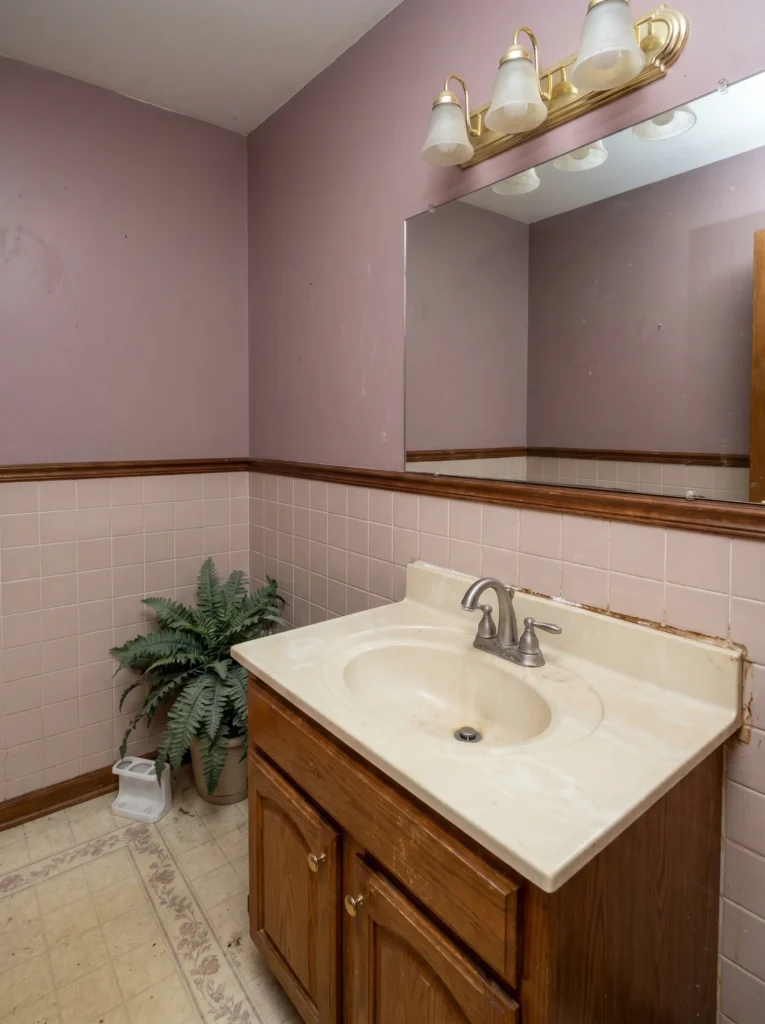 Small bathroom makeover ideas