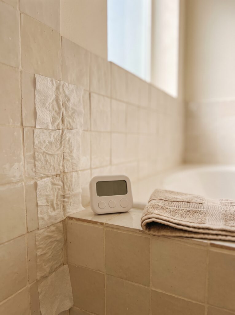 hydrogen peroxide on grout